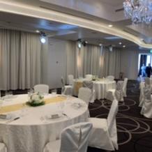 クリスタルルームのカーテンを閉めた時