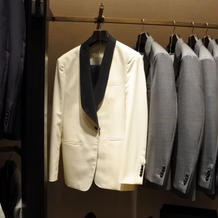 新郎衣装も豊富