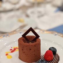 ウエディングケーキとは別のデザート