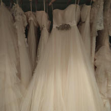 ウエディングドレス