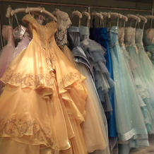 ディズニー美女と野獣のデザインドレス