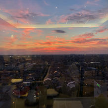 日が落ちる時の披露宴会場からの景色