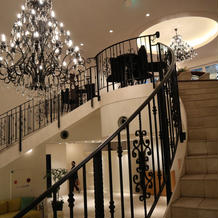 入口付近の大階段