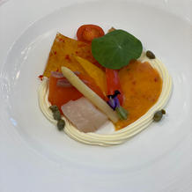 前菜も鮮やかです