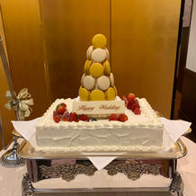 スクエアケーキ＋マカロンタワー