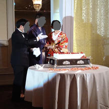 ケーキ入刀演出2