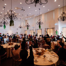 皆さんから1本ずつサプライズローズ