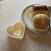 パン　ハートのバター