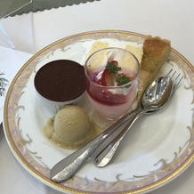 デザートビュッフェ