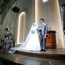 新婦友人から新郎へ、誓いの問いかけ
