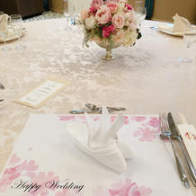 試食のテーブルコーディネート