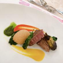 洋食ののメインのお肉 ポン酢のヌーブェ