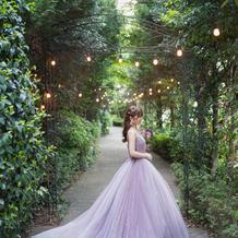 チャペルから披露宴会場へ向かう通路