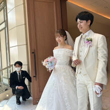 タカミブライダルのピアニーとニース