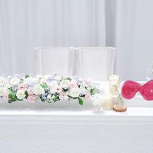 メインテーブルの装花です