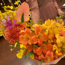 装花を花束にしてくださいました！