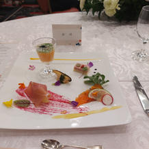 前菜もおしゃれでステキでした