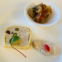 コースの1番最初の料理