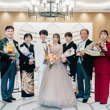 家族の集合写真