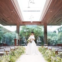 ウェディングドレス