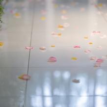 フラワーシャワー