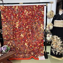 色打掛、黒留袖、その他小物の一例