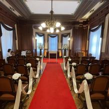 クラシカルな挙式会場