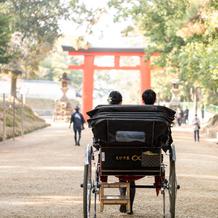 式の帰りは人力車で