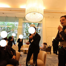 ロビーにいたマジシャン