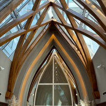 天井の高いチャペルでした