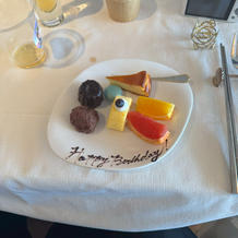 お誕生日のゲストにバースデープレート