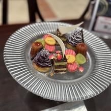 上品なコース料理