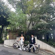 会場入り口での撮影風景