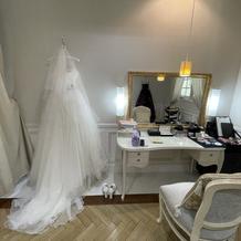 ウェディングドレス