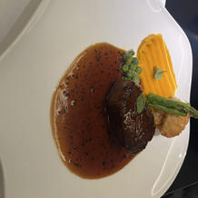 お肉のボリュームはかなり大きかったです