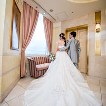 披露宴ウエディングドレス