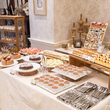 デザートビュッフェ