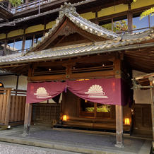 正面玄関の写真です。