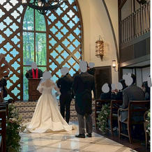 窓のデザインにご注目！上品な式場！