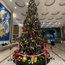 ホテルはクリスマスシーズンでした