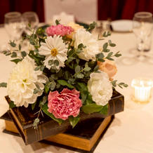 ゲスト卓の装花