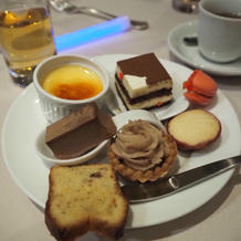 デザートビュッフェ