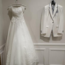 ウエディングドレス＆タキシード