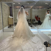 ウェディングドレス