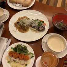 控え室で食べました