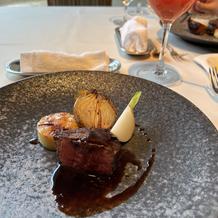 メインのお肉料理
