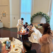 リングボーイにサプライズバイト