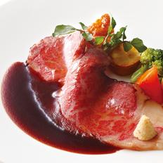 クラシックホテルの正統派料理