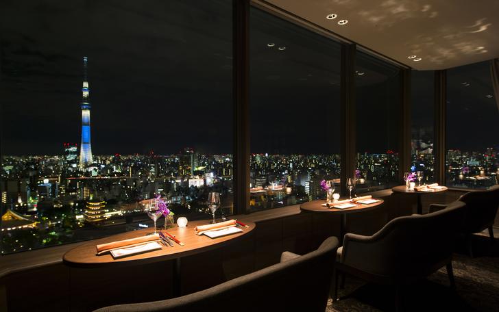 結婚式後の特別な日にもホテルをご利用いただけます。ご結婚式を挙げてくださったお客様限定の割引も。