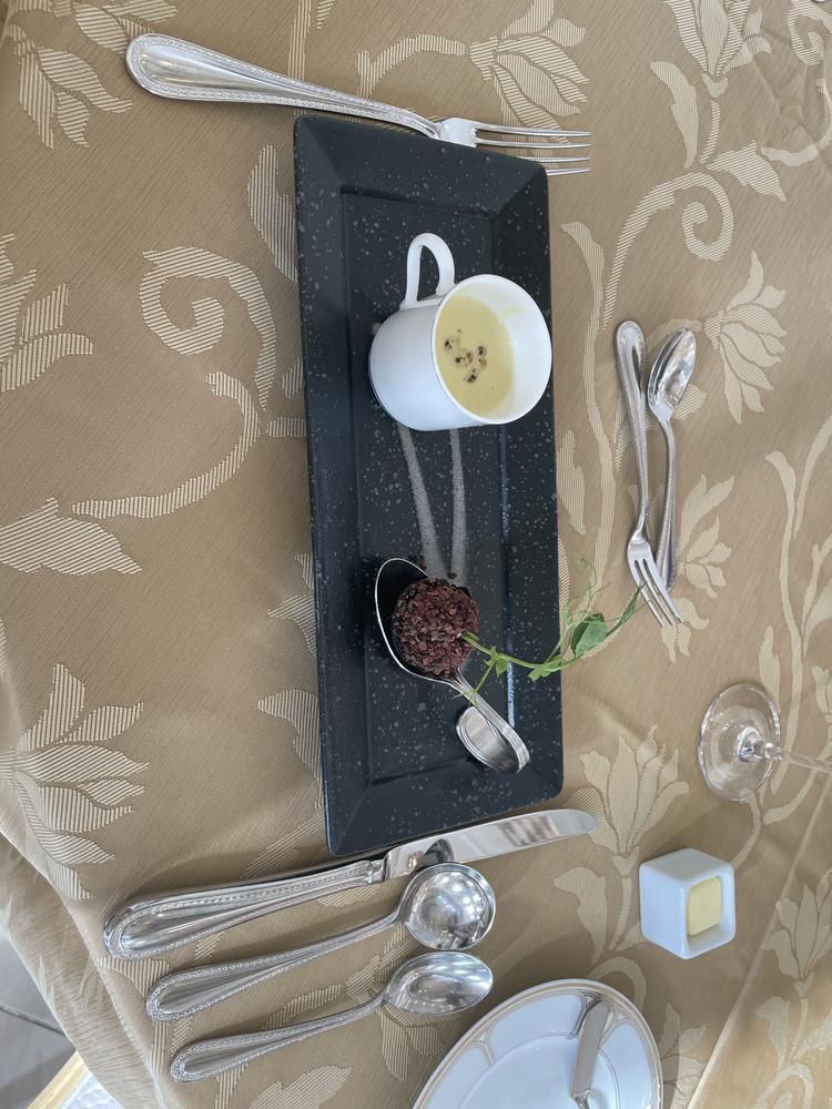 18 (アンウィット) Produced by Casa d' Angela